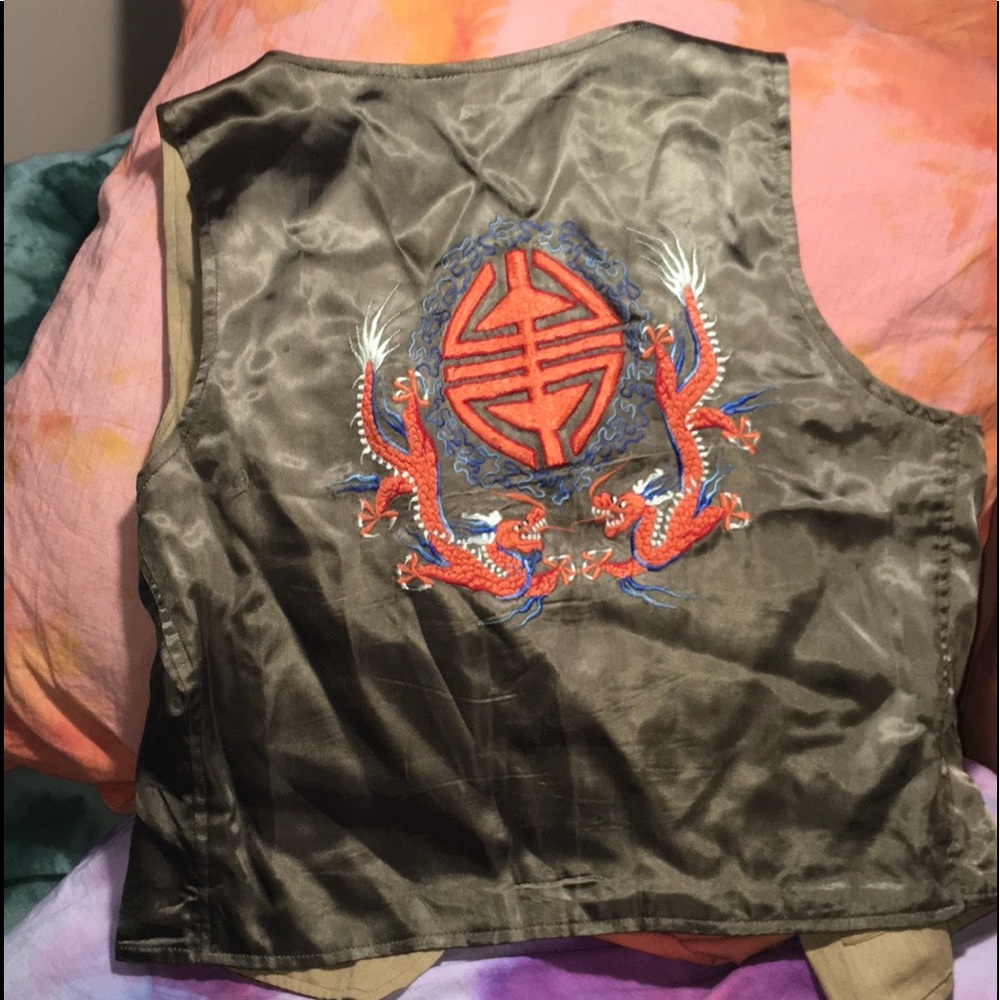 M 💐 Vintage Thai Vest